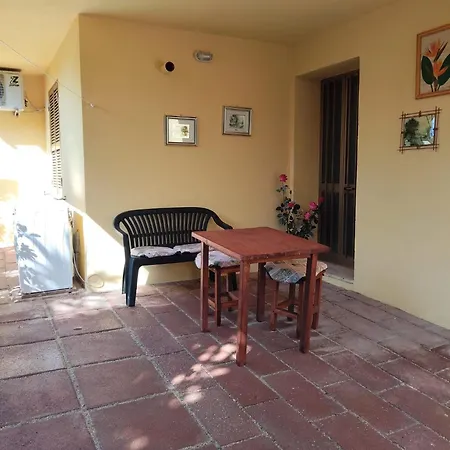 Сasa de vacaciones La Sterlizia *